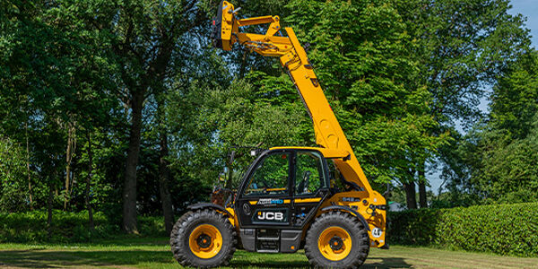 jcb-teleskoplader-mieten-koldehoff-agrartechnik.jpg